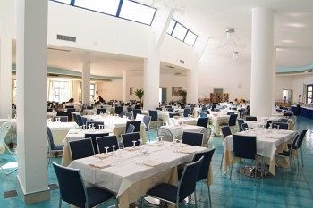 Hotel Club Cala Longa Montauro Bagian luar foto